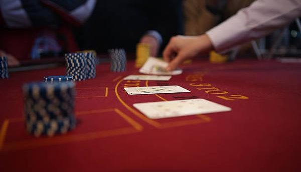 Learn About Casino Wheel Games and オンラインカジノ Entertainment Features
