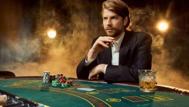 Exploring Different Game Formats at top online casinos